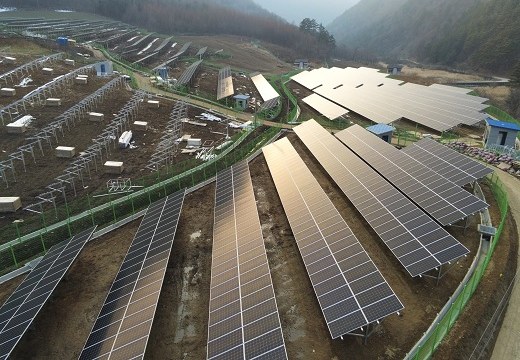 zonnepaneel grondbevestiging zonne-structuur grondschroef korea 2.18MW