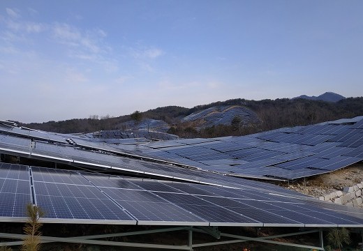 zonnemodule montagestructuur zonnepanelen op grond korea 10MW