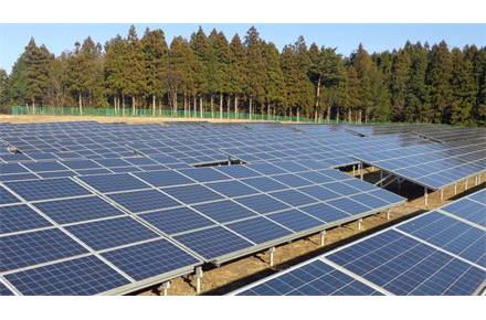 2MW Aluminium grondmontage pre-assemblage systeemproject
